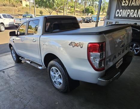 FORD Ranger 3.2 20V XLT 4X4 CABINE DUPLA TURBO DIESEL AUTOMTICO, Foto 4