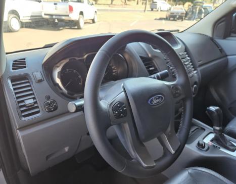 FORD Ranger 3.2 20V XLT 4X4 CABINE DUPLA TURBO DIESEL AUTOMTICO, Foto 9