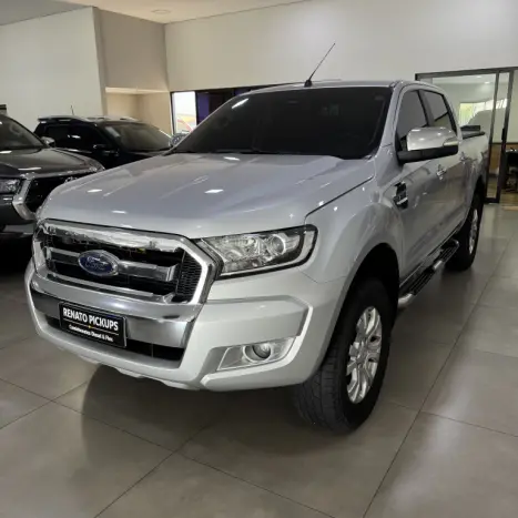 FORD Ranger 3.2 20V XLT 4X4 CABINE DUPLA TURBO DIESEL, Foto 4