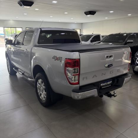 FORD Ranger 3.2 20V XLT 4X4 CABINE DUPLA TURBO DIESEL, Foto 8