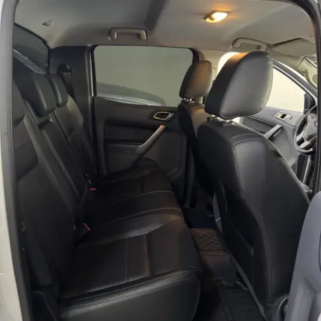 FORD Ranger 3.2 20V XLT 4X4 CABINE DUPLA TURBO DIESEL, Foto 16