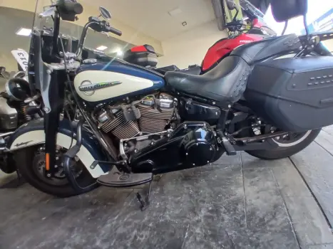 HARLEY DAVIDSON Softail Heritage Classic 1700, Foto 2