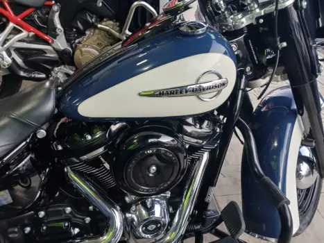 HARLEY DAVIDSON Softail Heritage Classic 1700, Foto 8