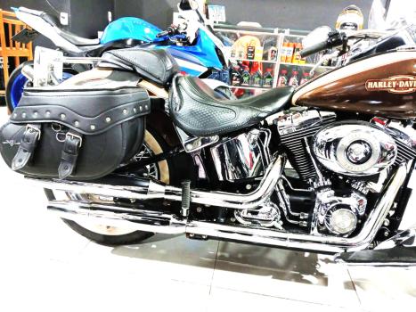 HARLEY DAVIDSON Softail DeLuxe 1600, Foto 3