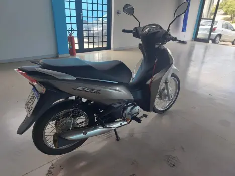 HONDA Biz 100 +, Foto 4