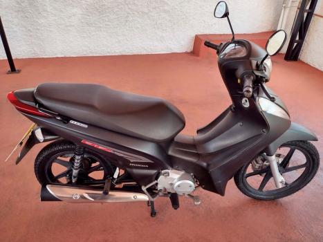 HONDA Biz 125 EX, Foto 4