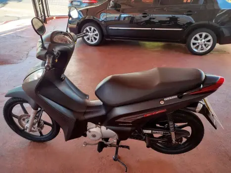 HONDA Biz 125 EX, Foto 5