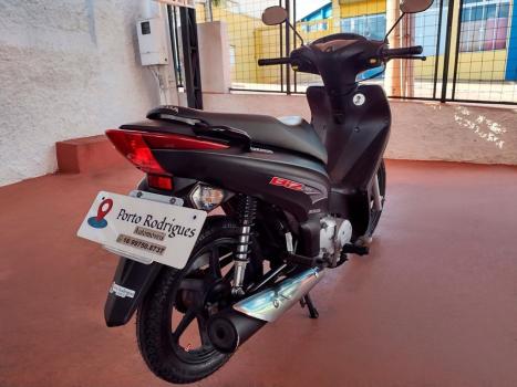 HONDA Biz 125 EX, Foto 8