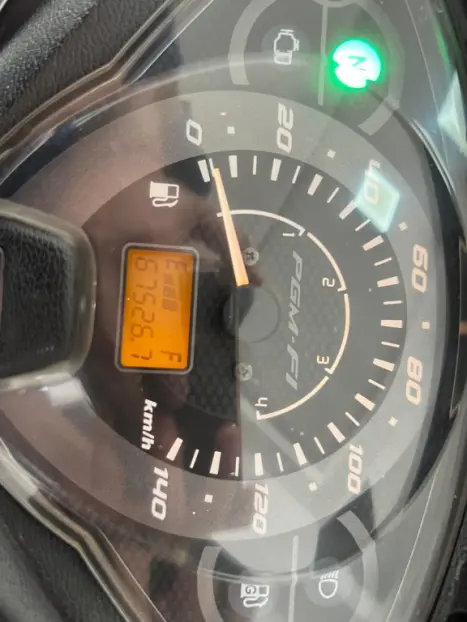 HONDA Biz 125 EX, Foto 7