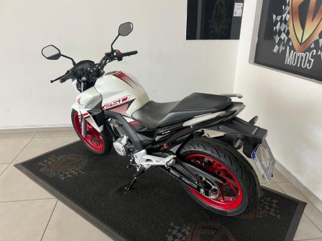 HONDA CB 250 F Twister FLEXONE, Foto 5