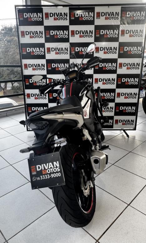 HONDA CB 500 X ABS, Foto 2