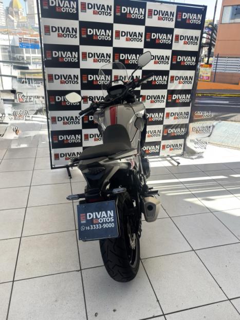 HONDA CB 500 X ABS, Foto 4
