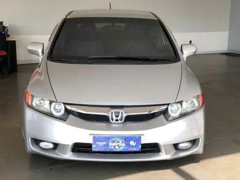 HONDA Civic 1.8 16V 4P FLEX LXS, Foto 2