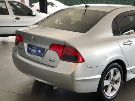 HONDA Civic 1.8 16V 4P FLEX LXS, Foto 6