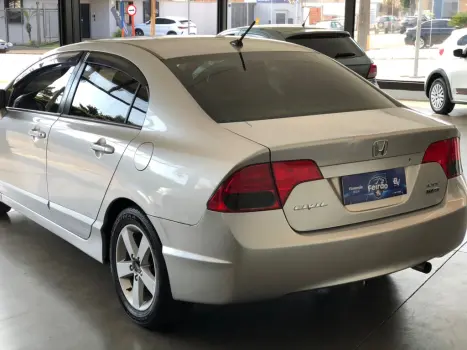 HONDA Civic 1.8 16V 4P FLEX LXS, Foto 8