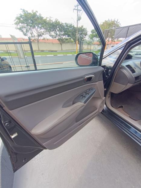 HONDA Civic 1.8 16V 4P FLEX LXS, Foto 16