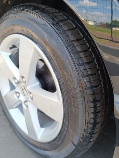 HONDA Civic 1.8 16V 4P FLEX LXS, Foto 18