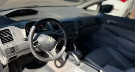HONDA Civic 1.8 16V 4P FLEX LXS AUTOMTICO, Foto 10