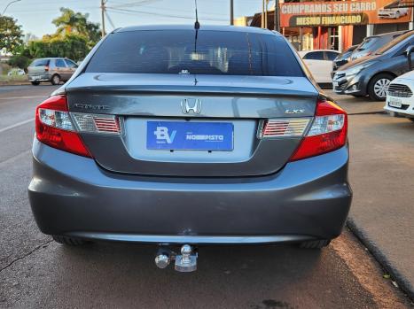 HONDA Civic 1.8 16V 4P FLEX LXS AUTOMTICO, Foto 17