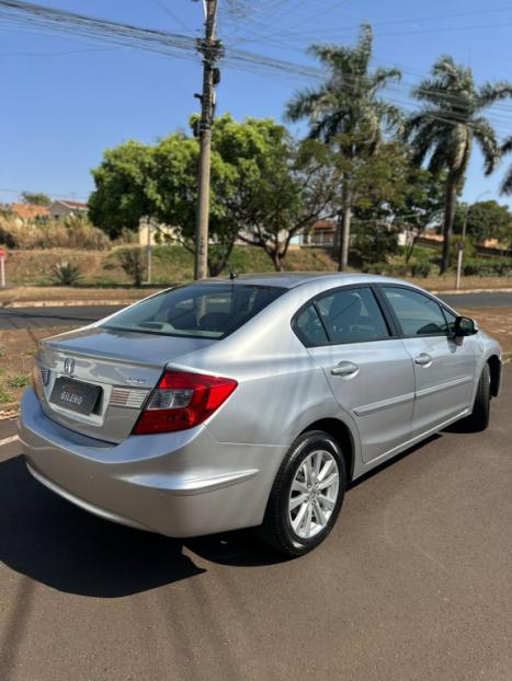 HONDA Civic 1.8 16V 4P FLEX LXS AUTOMTICO, Foto 4