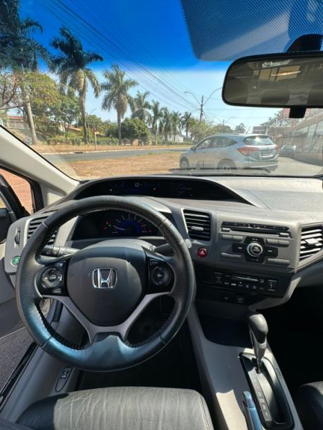 HONDA Civic 1.8 16V 4P FLEX LXS AUTOMTICO, Foto 5