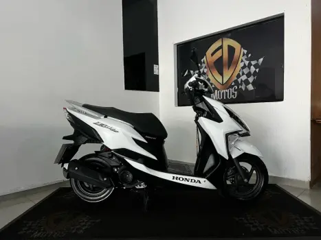 HONDA Elite 125 , Foto 1