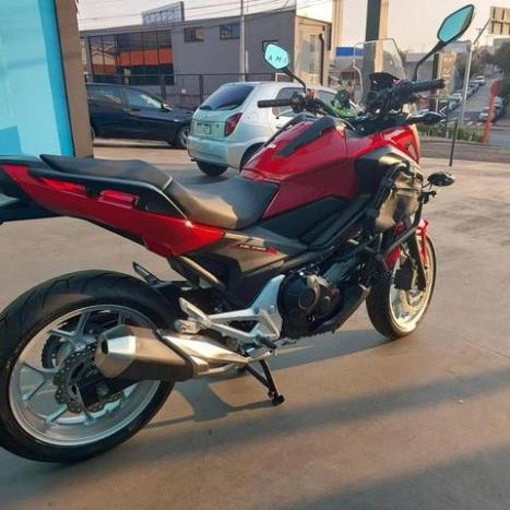 HONDA NC 750 X ABS, Foto 4