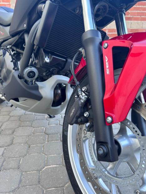 HONDA NC 750 X ABS, Foto 4