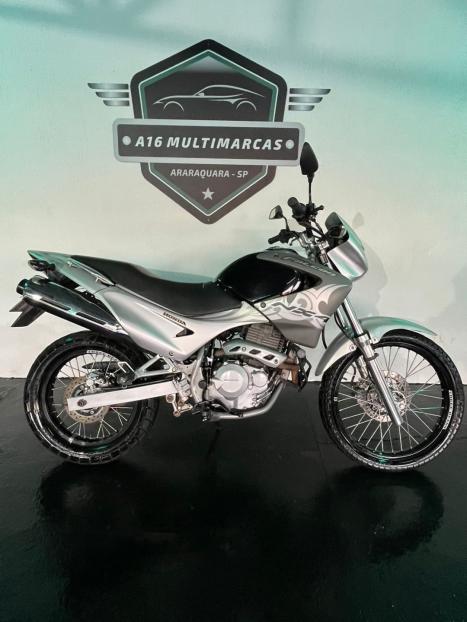 HONDA NX Falcon 400, Foto 4