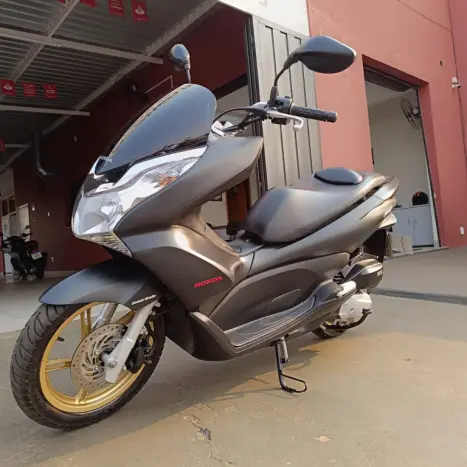 HONDA PCX 150 DLX, Foto 3