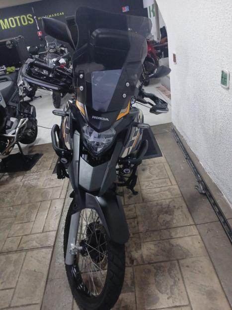 HONDA XRE 300 ADVENTURE, Foto 9