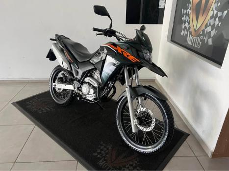 HONDA XRE 300 ADVENTURE, Foto 2