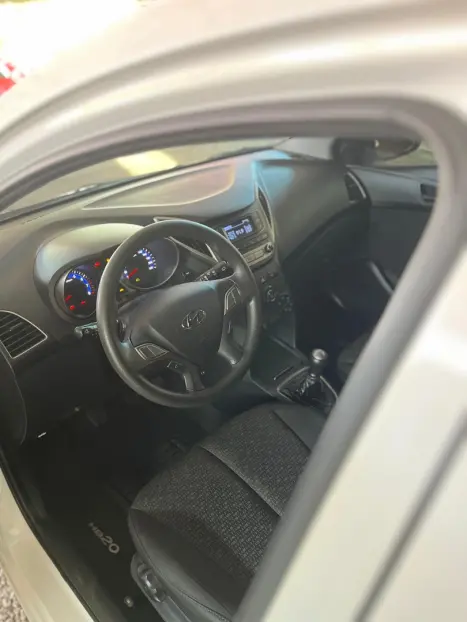 HYUNDAI HB 20 Hatch , Foto 10