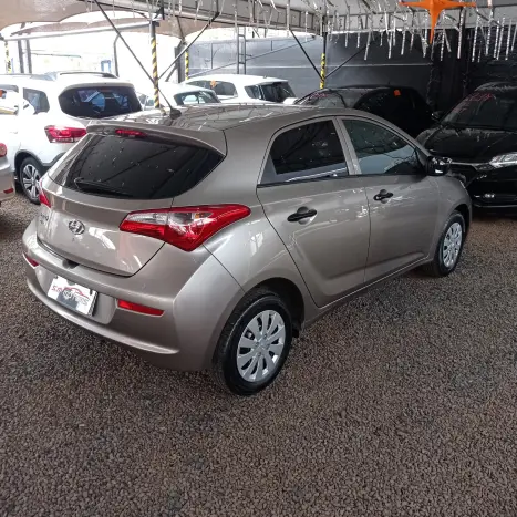 HYUNDAI HB 20 Hatch , Foto 4