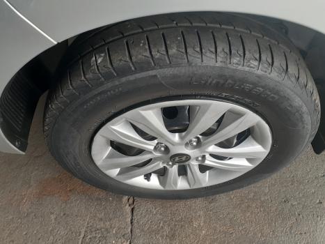 HYUNDAI HB 20 Hatch 1.0 12V 4P FLEX UNIQUE, Foto 4