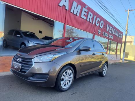 HYUNDAI HB 20 Hatch 1.6 16V 4P FLEX COMFORT PLUS AUTOMTICO, Foto 3