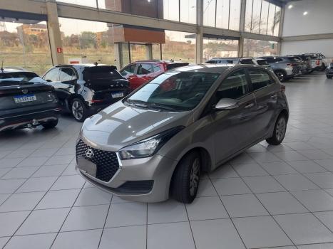 HYUNDAI HB 20 Hatch 1.6 16V 4P FLEX COMFORT PLUS AUTOMTICO, Foto 2