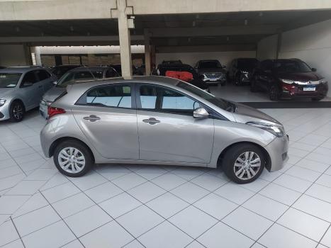HYUNDAI HB 20 Hatch 1.6 16V 4P FLEX COMFORT PLUS AUTOMTICO, Foto 7