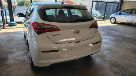 HYUNDAI HB 20 Hatch 1.0 12V 4P FLEX COMFORT PLUS, Foto 2