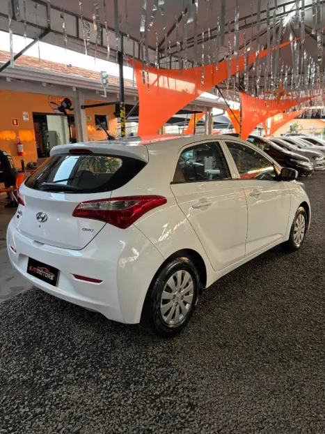 HYUNDAI HB 20 Hatch , Foto 6
