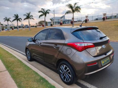 HYUNDAI HB 20 Hatch 1.6 16V 4P FLEX COMFORT PLUS, Foto 9