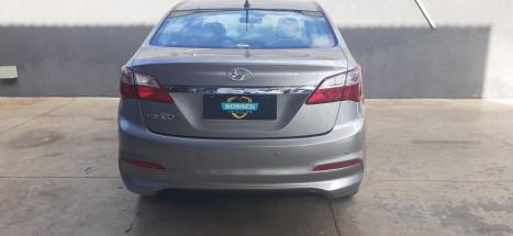 HYUNDAI HB 20 Sedan 1.0 12V 4P FLEX COMFORT PLUS, Foto 4