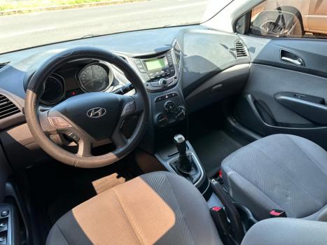 HYUNDAI HB 20 Sedan 1.6 16V 4P FLEX COMFORT PLUS, Foto 5