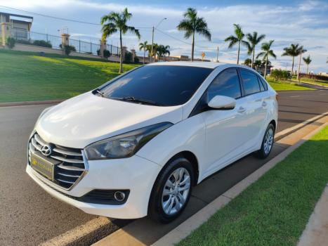 HYUNDAI HB 20 Sedan 1.6 16V 4P FLEX COMFORT PLUS, Foto 2