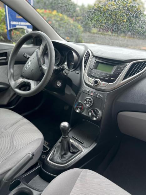 HYUNDAI HB 20 Sedan 1.0 12V 4P FLEX COMFORT PLUS, Foto 2