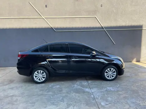 HYUNDAI HB 20 Sedan 1.6 16V 4P FLEX COMFORT PLUS AUTOMTICO, Foto 4