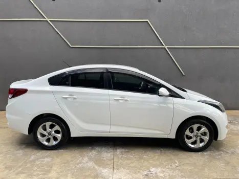 HYUNDAI HB 20 Sedan 1.6 16V 4P FLEX COMFORT STYLE, Foto 4