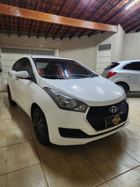 HYUNDAI HB 20 Sedan 1.0 12V 4P FLEX COMFORT PLUS, Foto 2