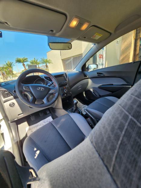 HYUNDAI HB 20 Sedan 1.0 12V 4P FLEX COMFORT PLUS, Foto 4