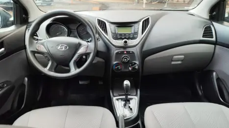 HYUNDAI HB 20 Sedan 1.6 16V 4P FLEX COMFORT PLUS AUTOMTICO, Foto 7